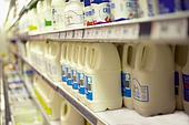 Eiropas Piensaimnieku asocicijas enerlsekretrs norda uz pakpenisku situcijas uzlaboanos ES piena tirg