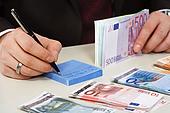 Lemj par ES fondu ldzeku prdali garantijm komersantiem